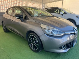 RENAULT CLIO 1.2 BENZINA 75CV 54KW ANNO: 02/2013